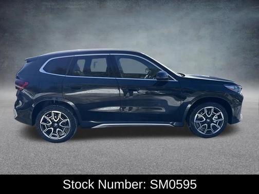 Black Sapphire Metallic 2026 BMW X1 xDrive28i