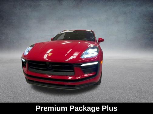 2022 Porsche Macan Base