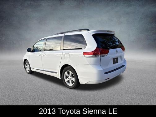2013 Toyota Sienna LE