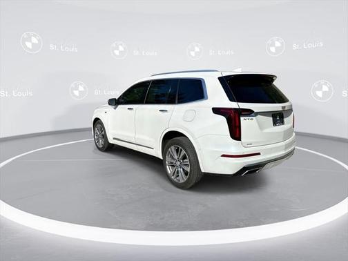 2022 Cadillac XT6 Premium Luxury AWD