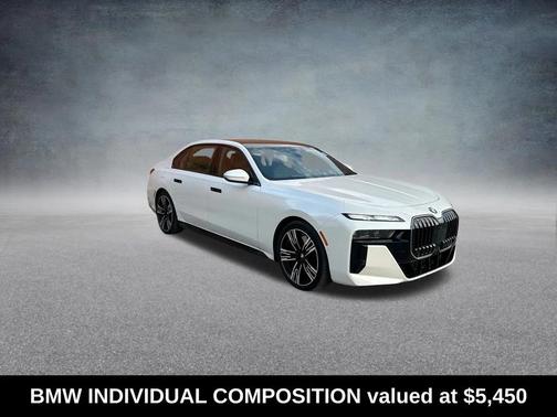 Mineral White Metallic 2025 BMW 760 xDrive