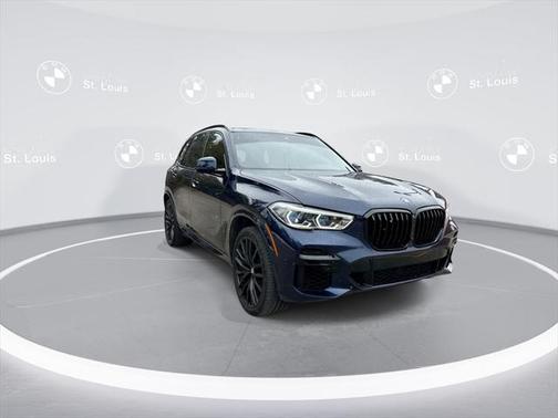 2022 BMW X5 M50i