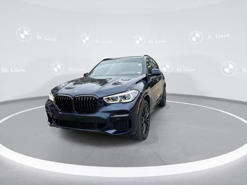 2022 BMW X5 M50i