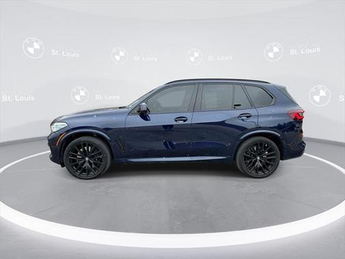 2022 BMW X5 M50i