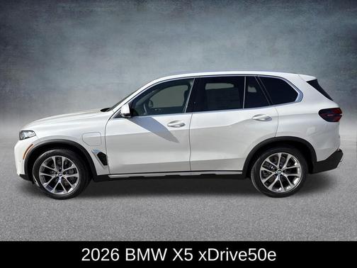 Mineral White Metallic 2026 BMW X5 PHEV xDrive50e