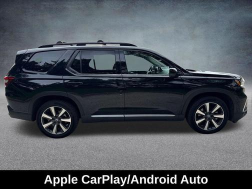 Black 2023 Honda Pilot AWD Elite