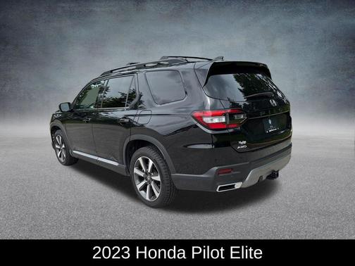 Black 2023 Honda Pilot AWD Elite