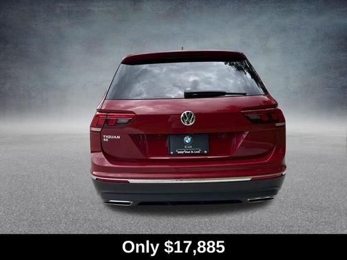 Cardinal Red Metallic 2020 Volkswagen Tiguan 2.0T SE