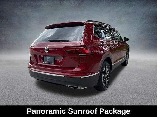 Cardinal Red Metallic 2020 Volkswagen Tiguan 2.0T SE