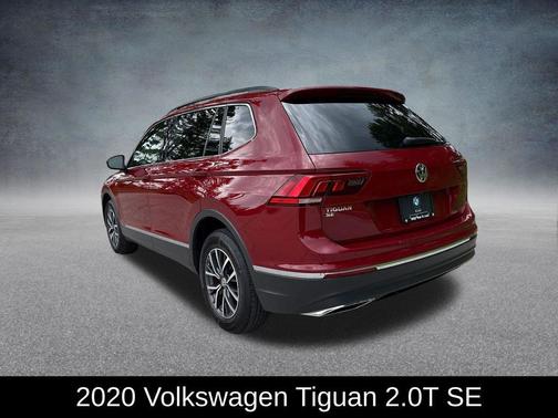 Cardinal Red Metallic 2020 Volkswagen Tiguan 2.0T SE