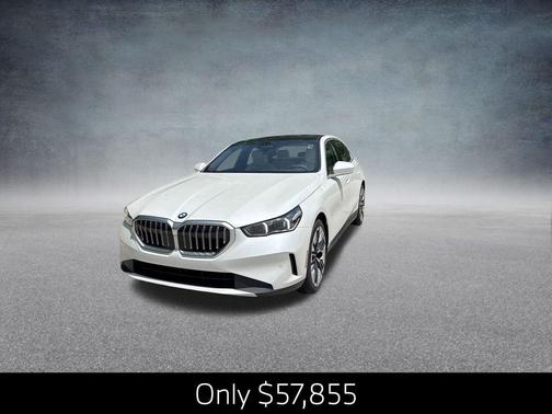 Mineral White Metallic 2026 BMW 530 xDrive