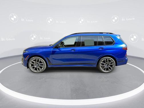 2026 BMW X7 M60i