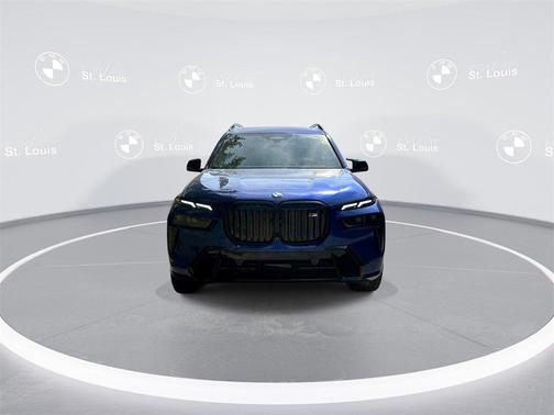 2026 BMW X7 M60i
