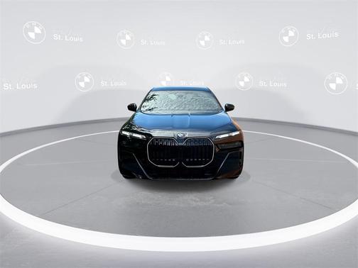 2026 BMW 740 xDrive