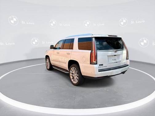 2018 Cadillac Escalade Luxury