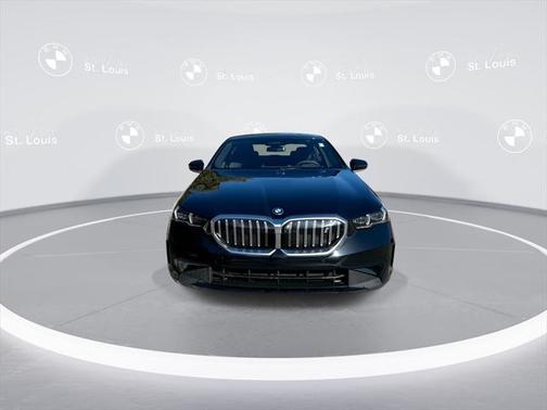 2024 BMW i5 eDrive40