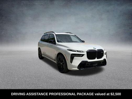 2025 BMW X7 M60i