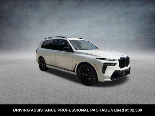 2025 BMW X7 M60i