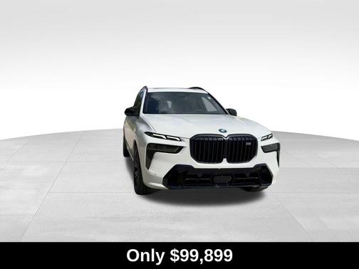 2025 BMW X7 M60i