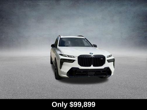 2025 BMW X7 M60i