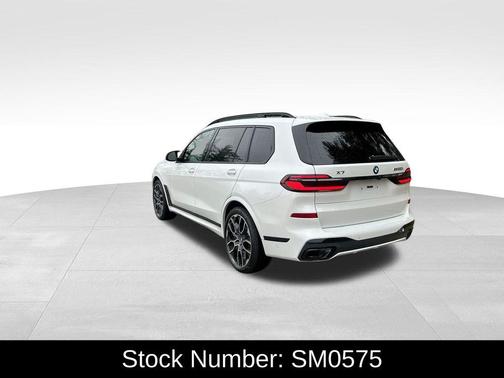 2026 BMW X7 M60i
