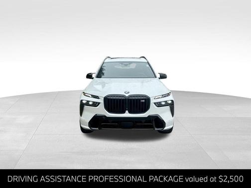 2026 BMW X7 M60i