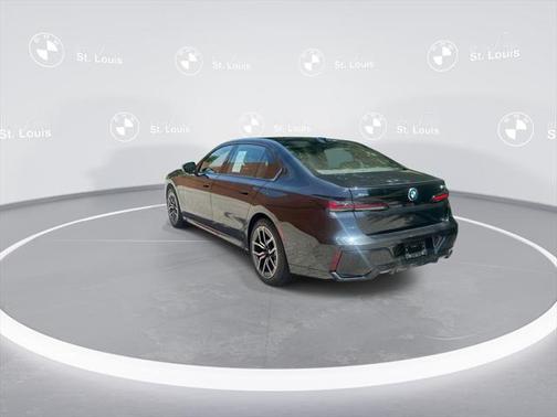 2024 BMW 740 i xDrive