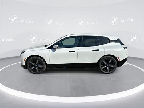 2025 BMW iX xDrive50