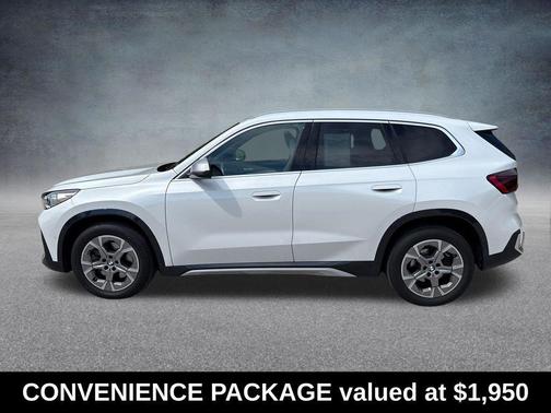 Mineral White Metallic 2023 BMW X1 xDrive28i