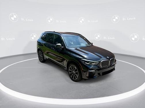 2022 BMW X5 M50i