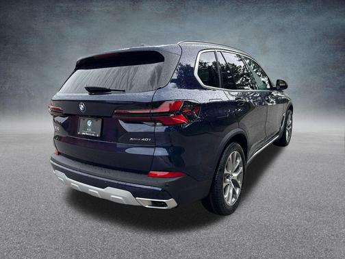 Tanzanite Blue II Metallic 2026 BMW X5 xDrive40i