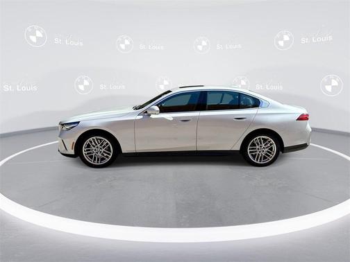 2025 BMW 530 i xDrive