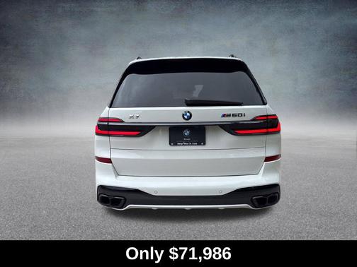 Alpine White 2024 BMW X7 M60i
