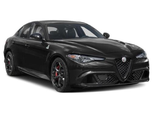 Vulcano Black Metallic 2023 Alfa Romeo Giulia Quadrifoglio