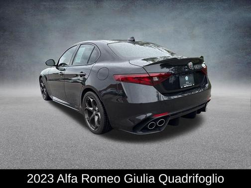 Vulcano Black Metallic 2023 Alfa Romeo Giulia Quadrifoglio