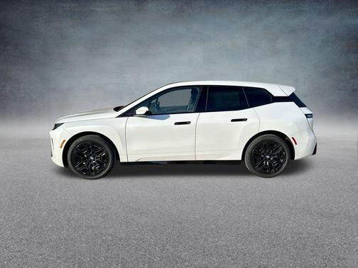 2026 BMW iX xDrive60