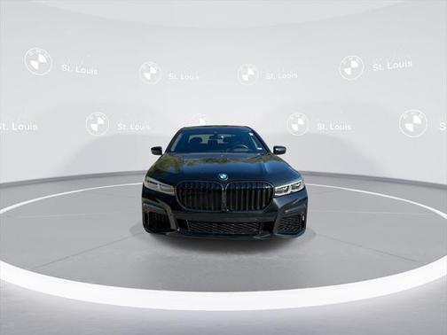 2022 BMW 750 i xDrive