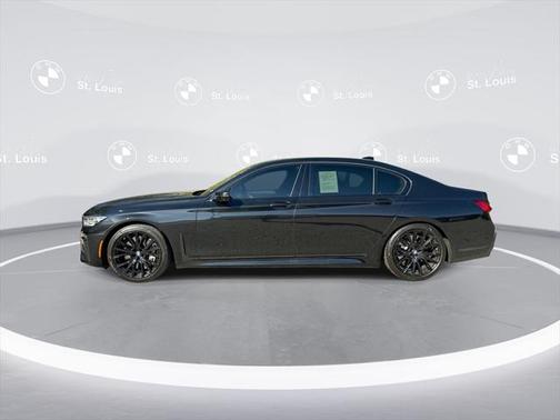2022 BMW 750 i xDrive