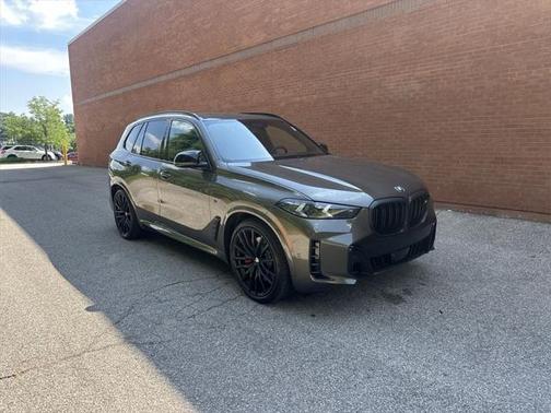 2026 BMW X5 M60i
