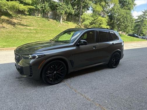 2026 BMW X5 M60i
