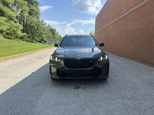 2026 BMW X5 M60i