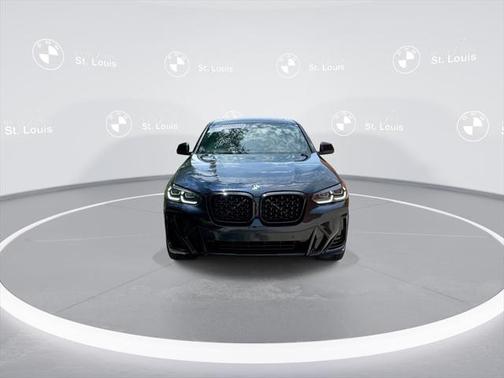2023 BMW X4 xDrive30i