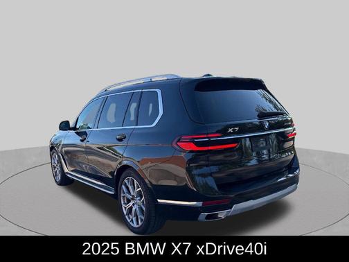 Black Sapphire Metallic 2025 BMW X7 xDrive40i