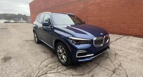 Phytonic Blue Metallic 2020 BMW X5 xDrive40i