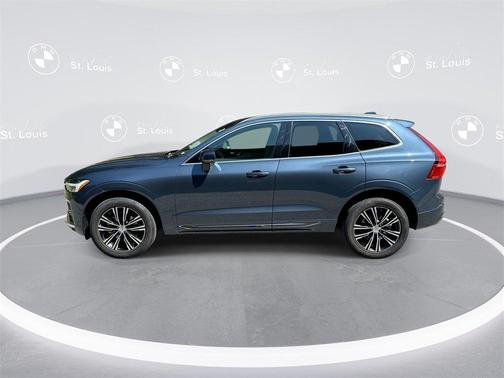 2022 Volvo XC60 B5 Inscription