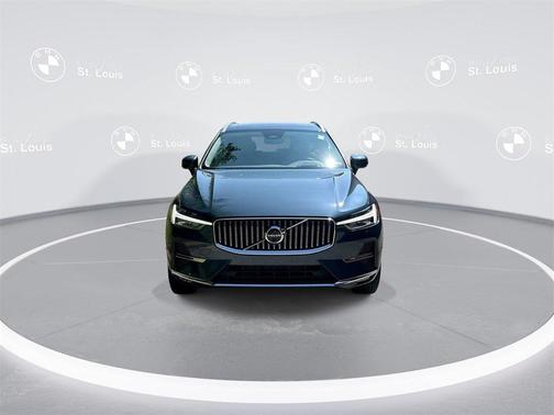 2022 Volvo XC60 B5 Inscription