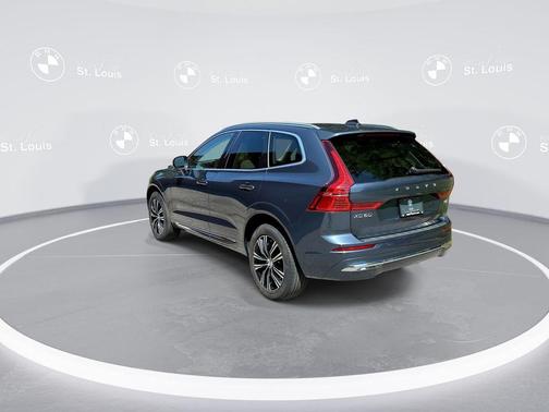 2022 Volvo XC60 B5 Inscription