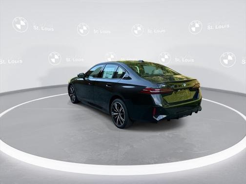 2025 BMW i5 M60