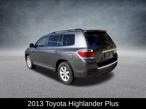2013 Toyota Highlander SE