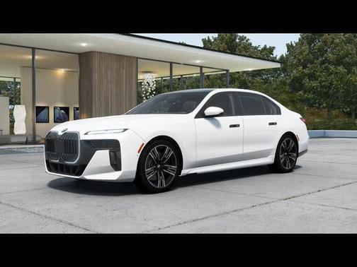2025 BMW 760 xDrive